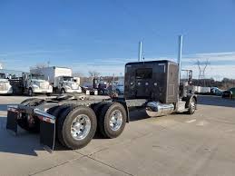 2025 Peterbilt 389 Kansas City