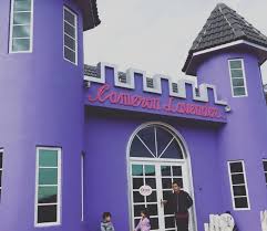 Jika anda sedang merancang percutian ke cameron highland, dibawah saya telah himpunkan 41 tempat yang paling menarik untuk anda. Trip Cameron Highlands Lokasi Kena Singgah Makanan Perlu Cuba Libur