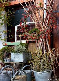 Mooskranz Diy Hagebuttenkranz Innenhofdekoration Blechkanne Herbstlicheaussendeko Fall Decorations Porch Moss Wreath Diy Easy Diy Wreaths