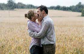 Match point is woody allen's satire of the british high society and the ambition of a young tennis instructor to enter into it. Cineclub Filmkritik Match Point