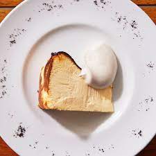 Love Burnt Cheesecakes Like Tokyo Restaurant S 6th Avenue Cheesecake Here S A Recipe To Try This Weekend Tokyo Restaurant Homemade Desserts Desserts
