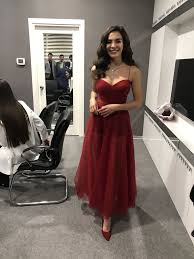 Suursuz Ask In Galasina Ebru Sahin In Guzelligi Damga Vurdu 2020 The Dress Resmi Elbise Guzellik Kadinlar