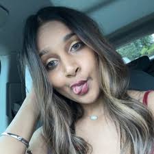 Urmi Patel (@urmi01)