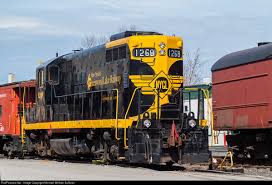 Nygl 1268 New York Greenwood Lake Railway Emd Gp9 At Passaic New Jersey By Michael William Sullivan Greenwood Lake Train Pictures Old Trains
