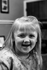 Can you remove hair from face in photo?