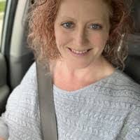 Jennifer Goggins's Instagram, Twitter & Facebook