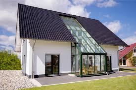 Wie schön es wäre, wenn sie sich tag für tag in ihren wintergarten zurückziehen könnten, und zwar berücksichtigen sie dabei auch, ob sie holz oder aluprofile nutzen möchten. Wintergarten Bauen Alles Was Sie Wissen Mussen Selbermachen De