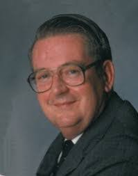 Roger Eckhoff's Instagram, Twitter & Facebook