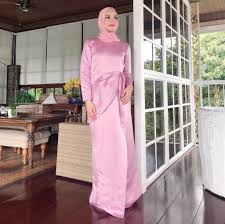 Puteri sarah liyana,35, tampil mengulas mengenai perihal rumah tangganya bersama suami yang juga pengarah dan pelakon, syamsul yusof. Kongsi Puteri Sarah Liyana Bila Amalkan Surah At Taubah Ayat 128 129 Hati Sentiasa Tenang Rezeki Mudah Masuk Kashoorga