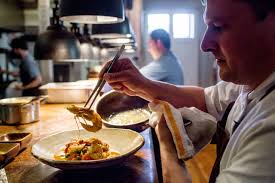 Best shrimp and grits in savannah, georgia coast: On The Trail Of Charleston S Best Shrimp And Grits Wsj