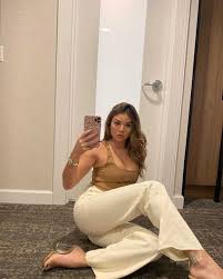 Aalyah Gutierrez - Free pics, galleries & more at Babepedia