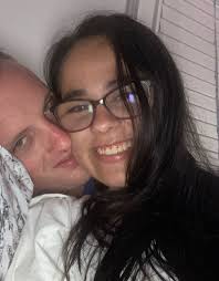 Raquel Tanida and Daniel Lovett's Wedding Website