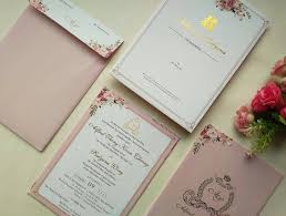 Dan jangan lupa bahwa surat ini harus diawali dengan pembuka, isi, dan juga penutup seperti halnya ketika membuat surat 3 contoh surat surat ini memberitahukan bahwa bertepatan dengan cara pernikahan mukhammad daffa atahalah dan nanik sugini, maka kami mengundang masyakat rt. Contoh Undangan Pernikahan Simple Dan Elegan Soft Color Undangan Pernikahan Contoh Undangan Pernikahan Amplop Undangan Pernikahan