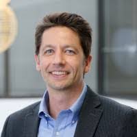 Robert Kimmich's Instagram, Twitter & Facebook