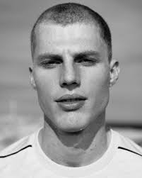 Descente, Ice Motion, 24 08 • ARTBOXBLACK PTY LTD