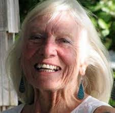 Janis Mcelroy's Instagram, Twitter & Facebook