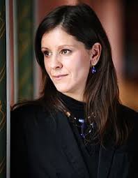 Szél bernadett minderről részletesebben is beszélt az atv egyenes beszéd című műsorában. Bernadett Szel Wikipedia