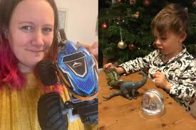 TikTok mum Maddy Alexander-Grout who overcame £40,000 debt urges parents to  buy second-hand Xmas gifts