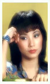 Daisy Yue's Instagram, Twitter & Facebook