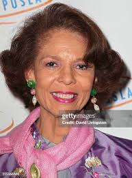 204 10th Annual Lupus La Hollywood Bag Ladies Luncheon Stock Photos,  High-Res Pictures, and Images