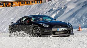 9.1 3840x2400 78993 авто, вид спереди, размытость. Nissan Nissan Gt R Winter Car 1080p 2k 4k 5k Hd Wallpapers Free Download Wallpaper Flare