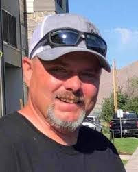 Charles Shuck's Instagram, Twitter & Facebook