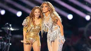 Sexiest Super Bowl Halftime Show Outfits Of All Time J Lo Shakira Beyonce In 2021 Beyonce Shakira Performance Outfit