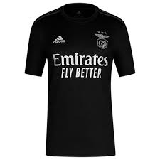 A version of the home shirt worn by águias' current stars, this modern take on an old. Sl Benfica Away Football Shirt 20 21 Soccerlord