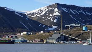 Exploring iceland, greenland & norway. Longyearbyen In Arctic Norway To Shut Down Coal Power Plant Eye On The Arctic