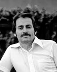 Roger Helm's Instagram, Twitter & Facebook