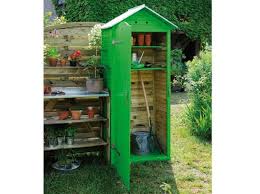 24 Abris Pour Votre Jardin Abris De Jardin Elle Decoration W Moim Ogrodzie Armoire De Jardin Abri De Jardin Et Jardins