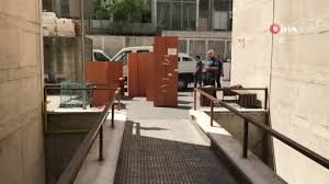 Bursa adliyesi'ndeki bazı mahkemeler yeni yapılan bölge adliye mahkemesi'ne taşınıyor. Bursa Adliyesi Yeni Binaya Tasiniyor Bursada Bugun Bursa Bursa Haber Bursa Haberi Bursa Haberleri Bursa