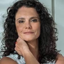 A atriz Malu Galli completa hoje 53 anos de idade. Maria Luiza Reis Galli,  conhecida como Malu Galli, é uma atriz, autora, produtora e diretora  brasileira, que ganhou notoriedade por seus trabalhos