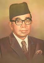 Tokoh Pujaanku Tun Abdul Razak Biodata Tun Abdul Razak