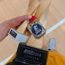 Saben que fue lo más Cabron 🫠 Que fue con ellos ❤️‍🔥 @abmaipu siempre  gracias 💛💙 @patty.corral.96 sin duda una abuelita chilena. Muy agradecido  por su cariño❤️ @ppazcorral gracias por tu amistad