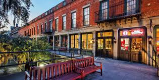 The olde savannah inn is a 4 star hotel located at 217 east gaston street in savannah. River Street Inn Savannah Ga Historic Hotels Of America