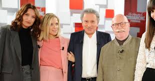 Jun 21, 2021 · michel drucker, très ému, revient sur son opération du cœur dans tpmp. Roll On Sunday Michel Drucker And His Niece Lea The Reunion The News 24