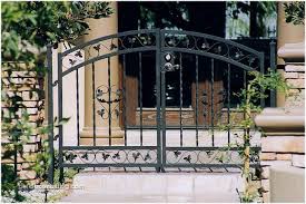 Some of our metal fence professionals have over a decade of experience at the trade. Ganda Gate Disenos De Portones Cercos Verjas