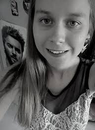 Animation. [Diaporama] Un concours de Miss pour ouvrir la fête de la cerise  à Bust