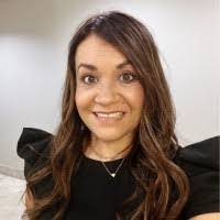 Jeanette Rosa's Instagram, Twitter & Facebook