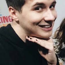 dan-howell-nails