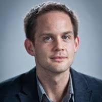 Damian Pratt's Instagram, Twitter & Facebook