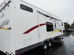 Shopping online for an atc 8.5 x 36 arv aluminum toy hauler with tons of storage? 2005 Fleetwood Gearbox 36 T A Fifth Wheel Toy Hauler