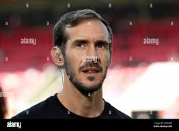 25 04 99 hi-res stock photography and images