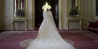 Princess diana's wedding dress is to go on show at kensington palace in june prince william, 38, and harry, 36, have agreed to lend the gown to an exhibition marks the first time the princess of. Emma Corrin On Wearing Princess Diana S Wedding Dress In The Crown Season 4