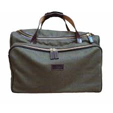 A small piece of luggage for use on a weekend he converted his barns into cottages for weekenders … english dictionary. Elveden Weekender Bag Laksen 540 00