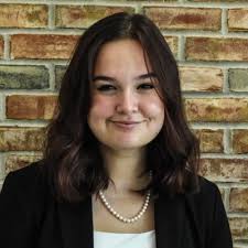 Over the past weekend I graduated from Northwood Univeristy with a BBA in  Fashion Marketing and Merchandising! Little Alyse is so proud that she  followed her dreams pursuing a career in the