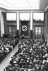 Er ist künstler, forscher und philomat. Haus Der Kunst Wikipedia