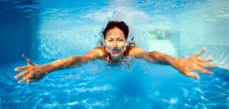 5 Exercices A Faire Dans La Piscine Pour Perdre Du Poids Le Blog Anaca3 Com