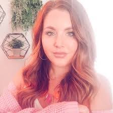 Emily Corbett's Instagram, Twitter & Facebook